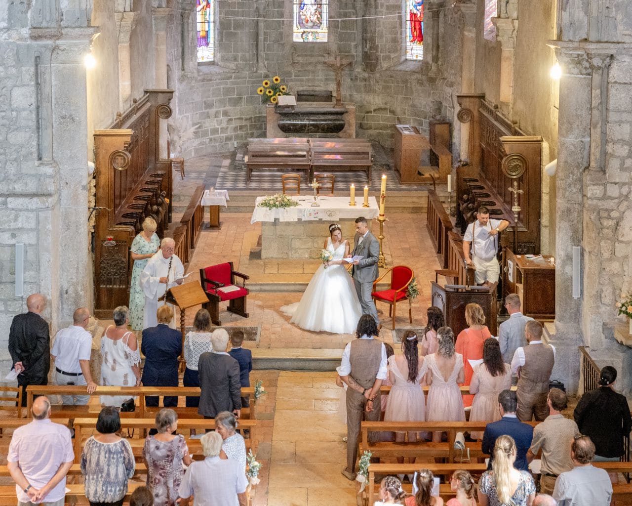 mariage dans l'église de Yenne