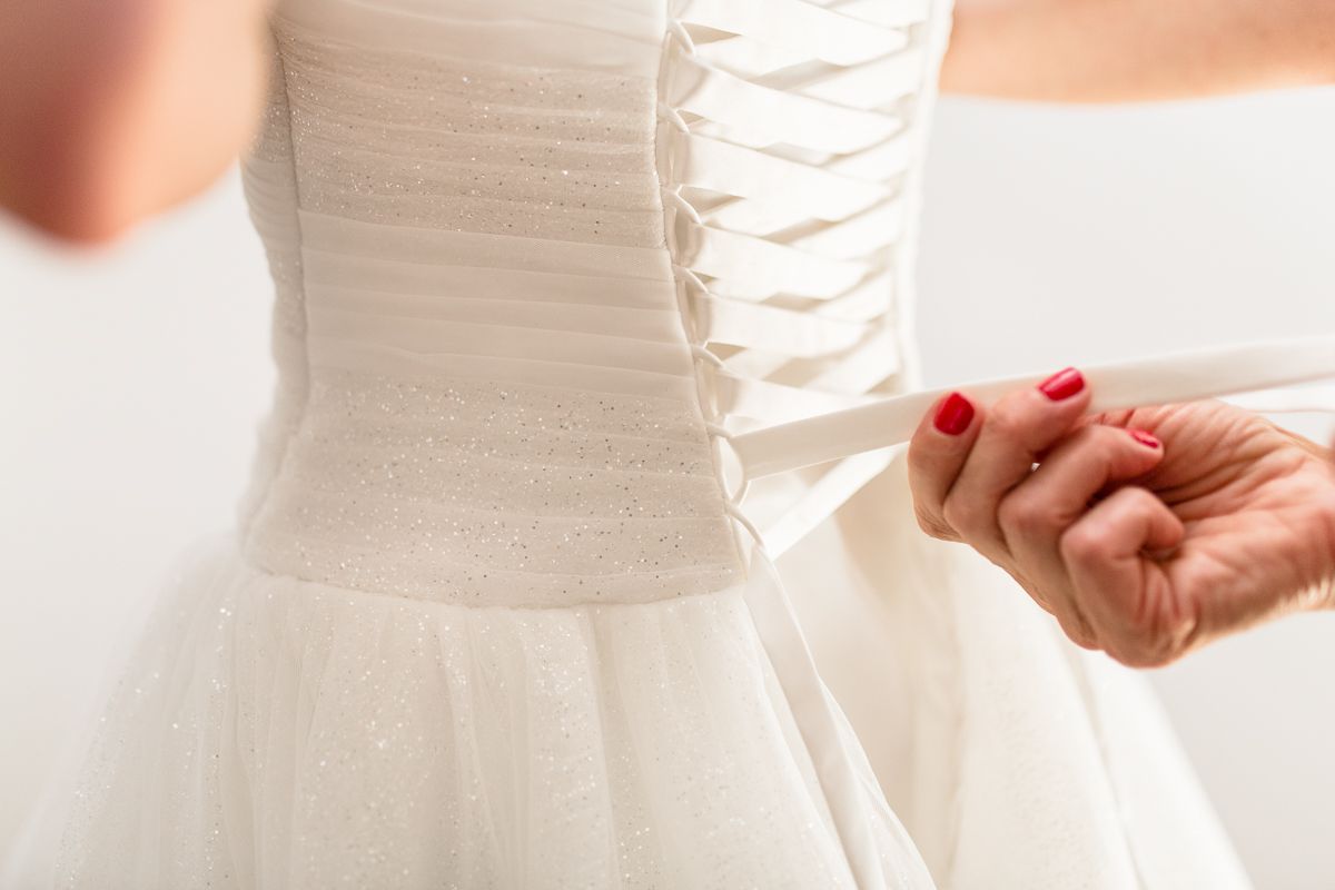 habillage de la mariée au clos de florie