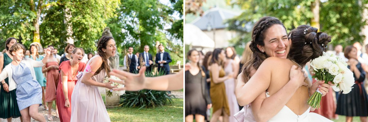 la mariée, sa témoin et le bouquet