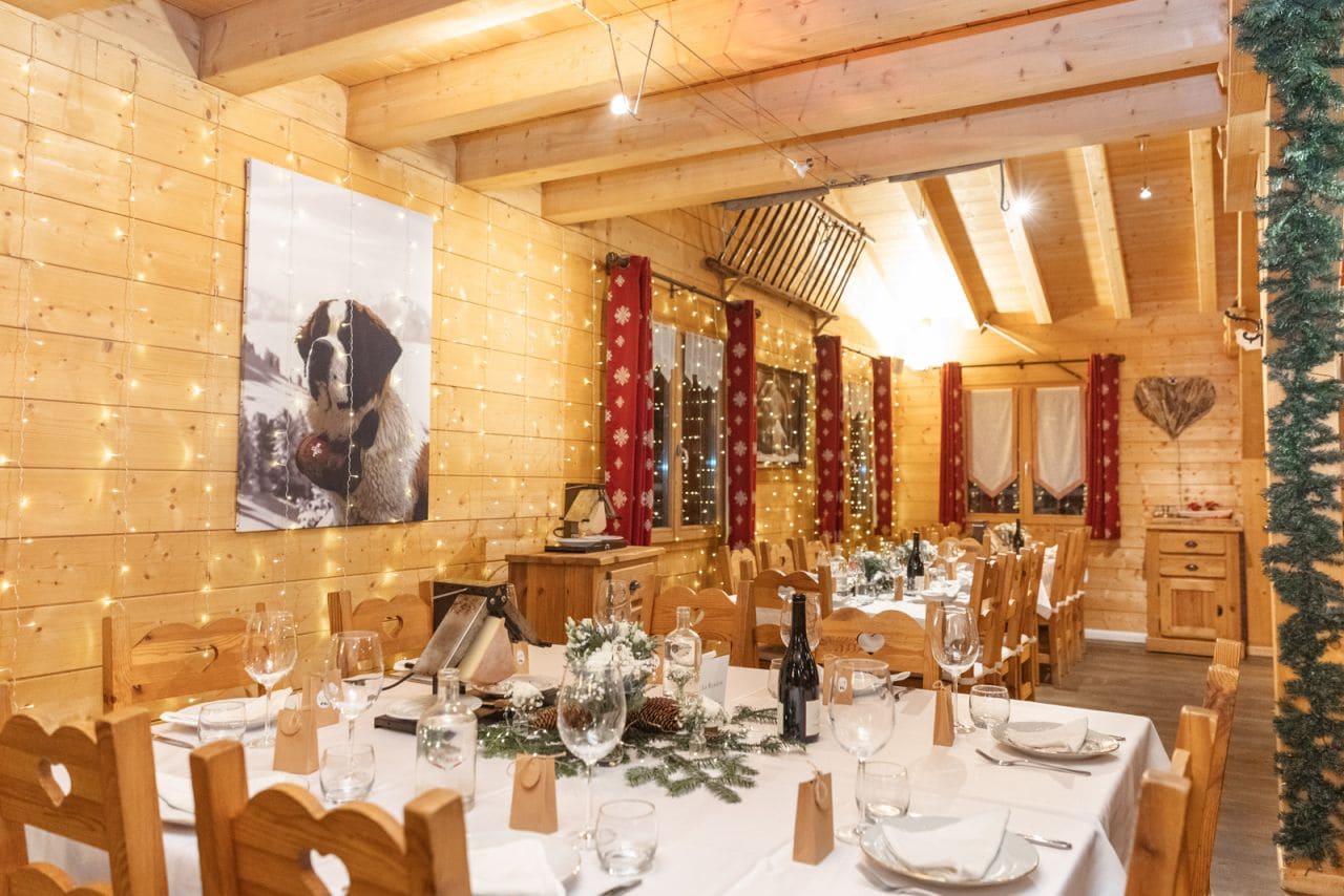 salle de réception mariage chalet accroche coeur